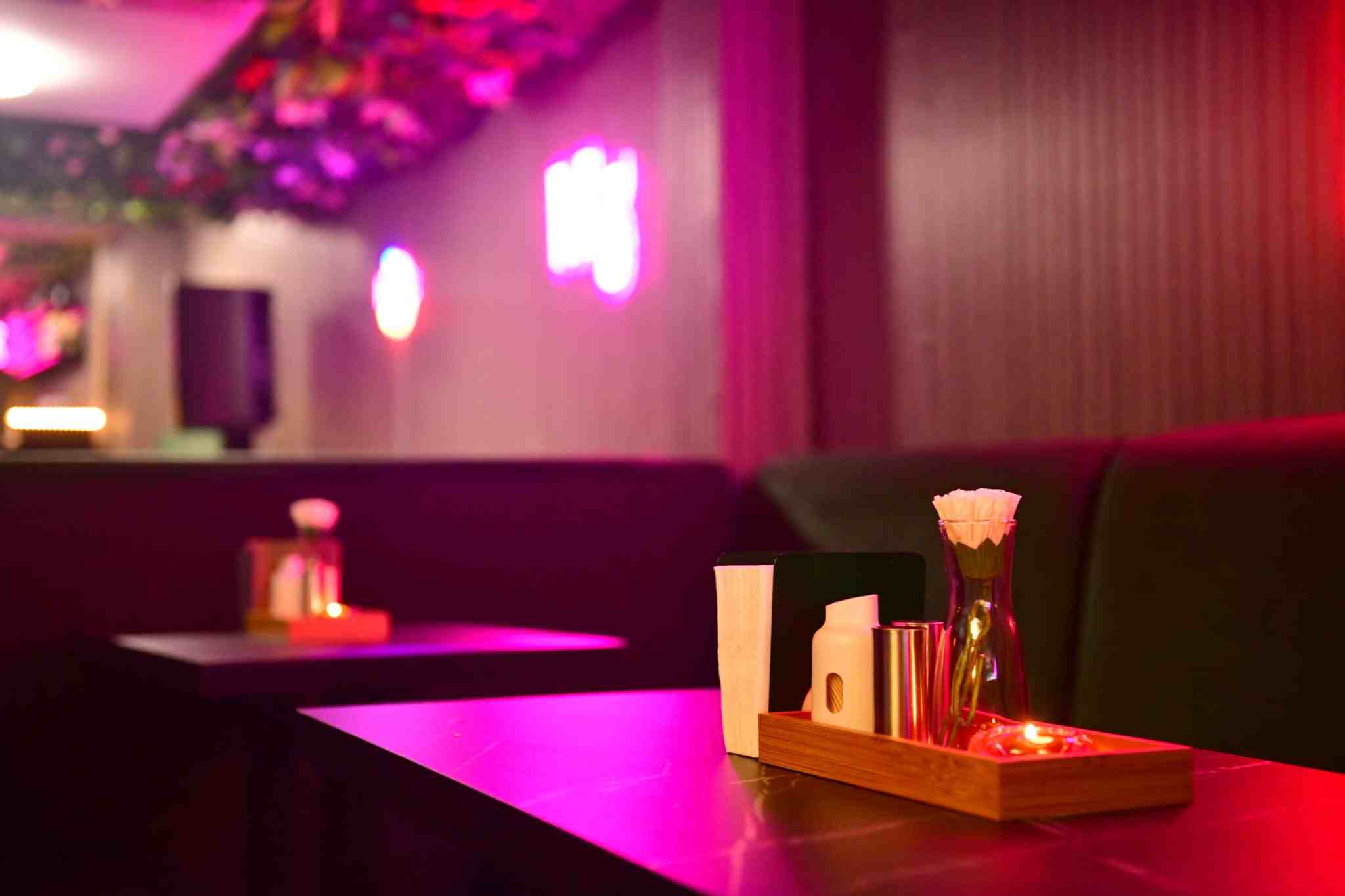 M3 Lounge - restaurant and lounge